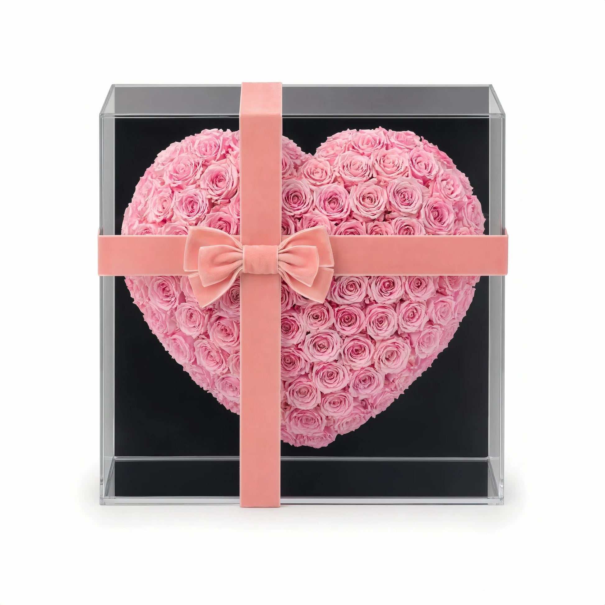 LULU ROSÉE 99 3D heart rose box light pink roses as a romantic anniversary gift on a white background