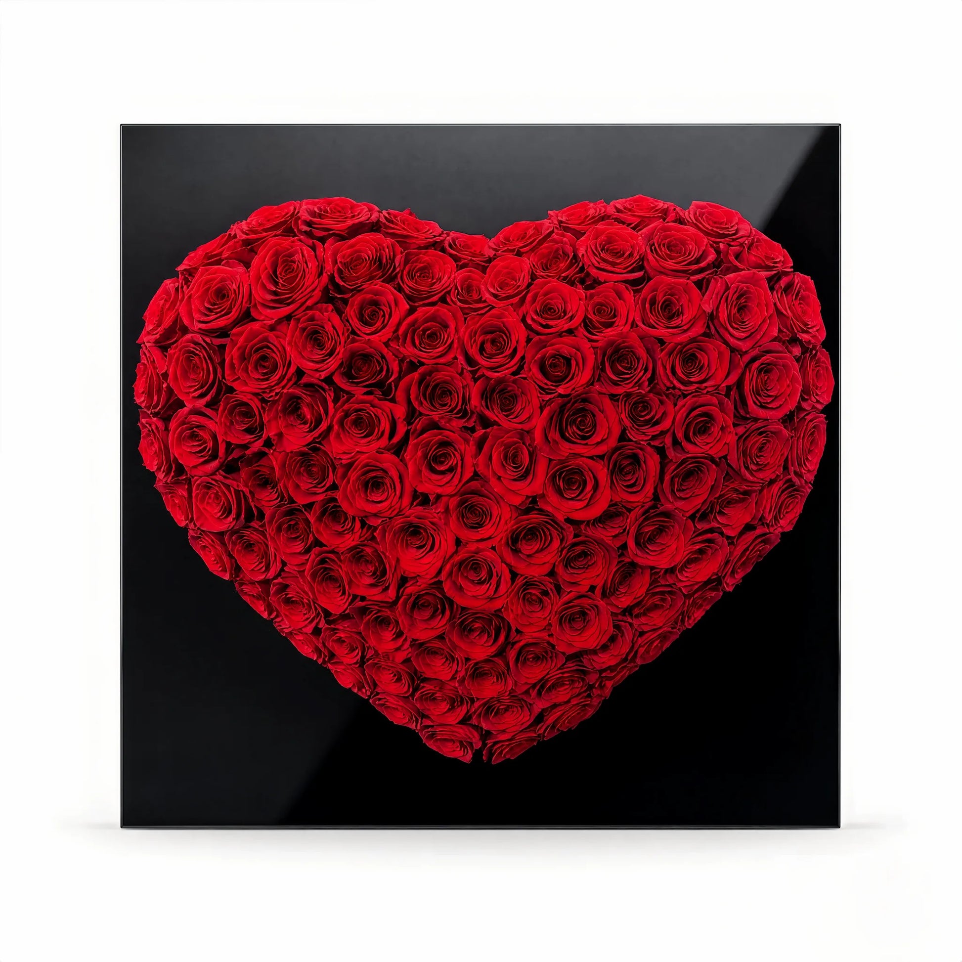 LULU ROSÉE 99 3D heart rose box red roses for luxury gift on a white background