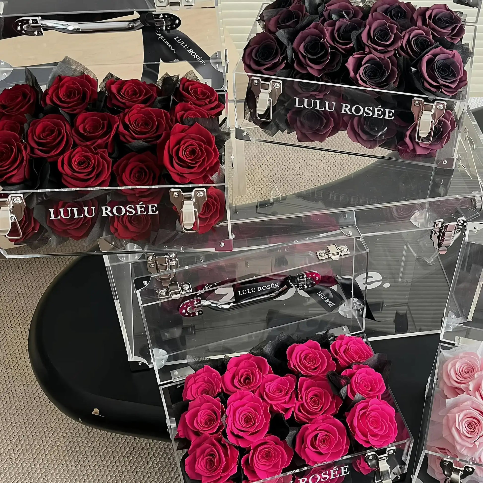 LULU ROSÉE Petite Eternal Acrylic Handbag Rose Box, small transparent acrylic handbag-shaped gift box, dark purple & wine red multi-size full collection shelf display, customizable flower color options, mini luxury everlasting floral souvenir for birthday, anniversary & romantic gift giving