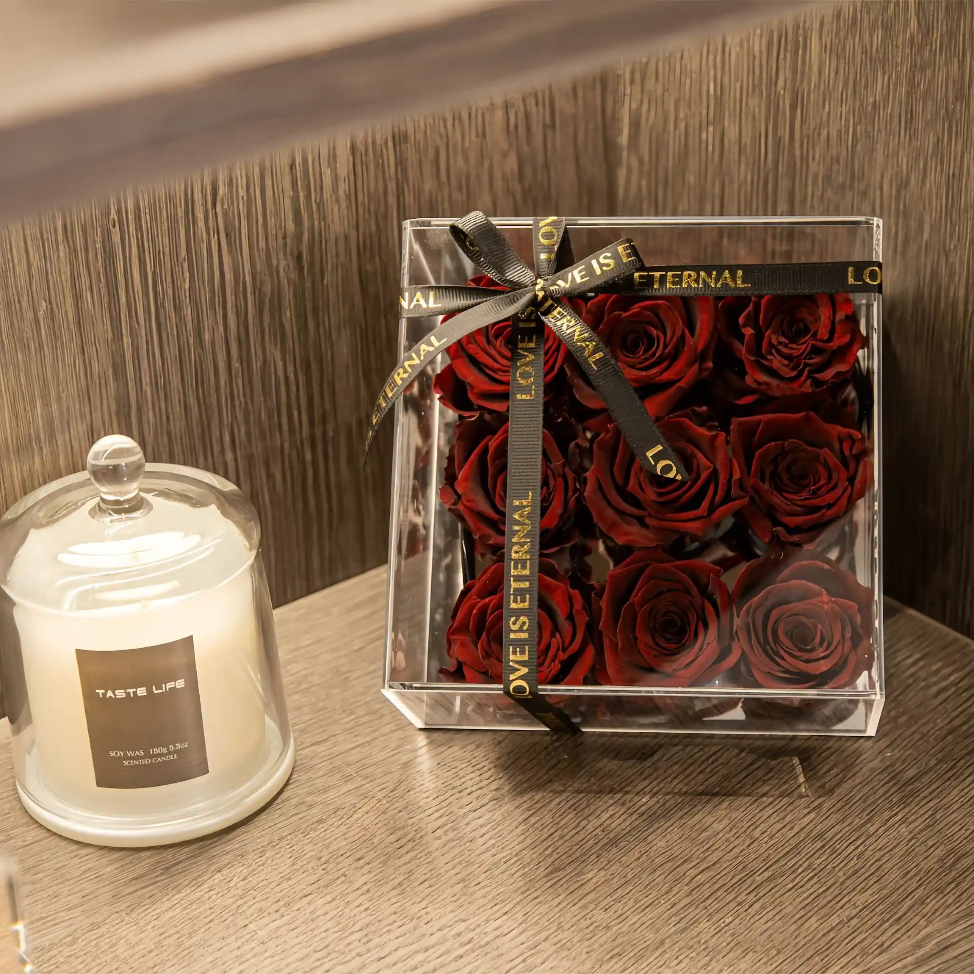 LULU ROSÉE small square box red roses for Valentine's Day gift