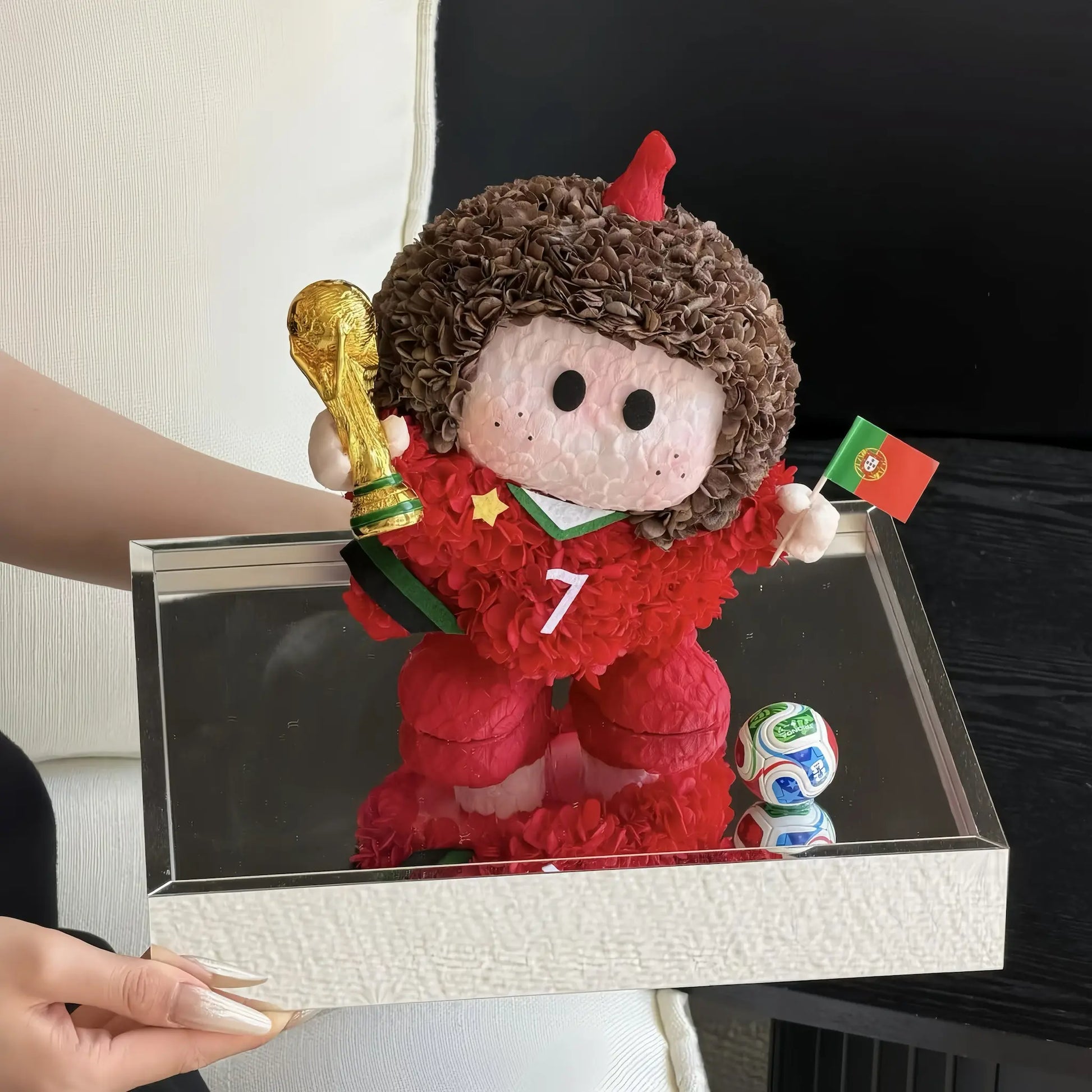 LULU ROSÉE Limited World Cup Eternal Floral Soccer Player Doll, Portugal No.7 CR7 preserved flower doll with trophy, high-end football fan souvenir display piece